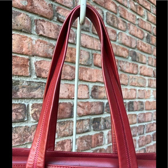 Cole Haan Red Leather Shoulder Bag Purse Dual Handles - Picture 7 of 13